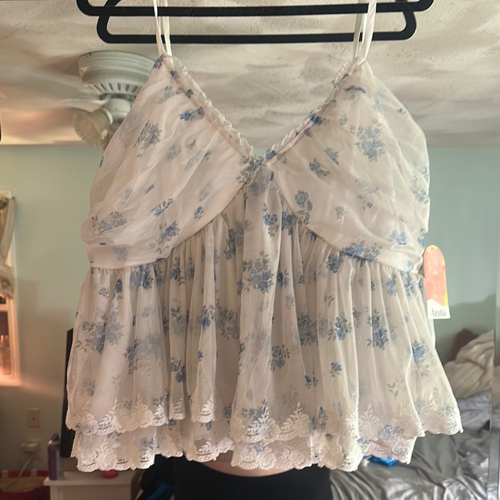 NWT Sexy Arula white and blue layered tank top